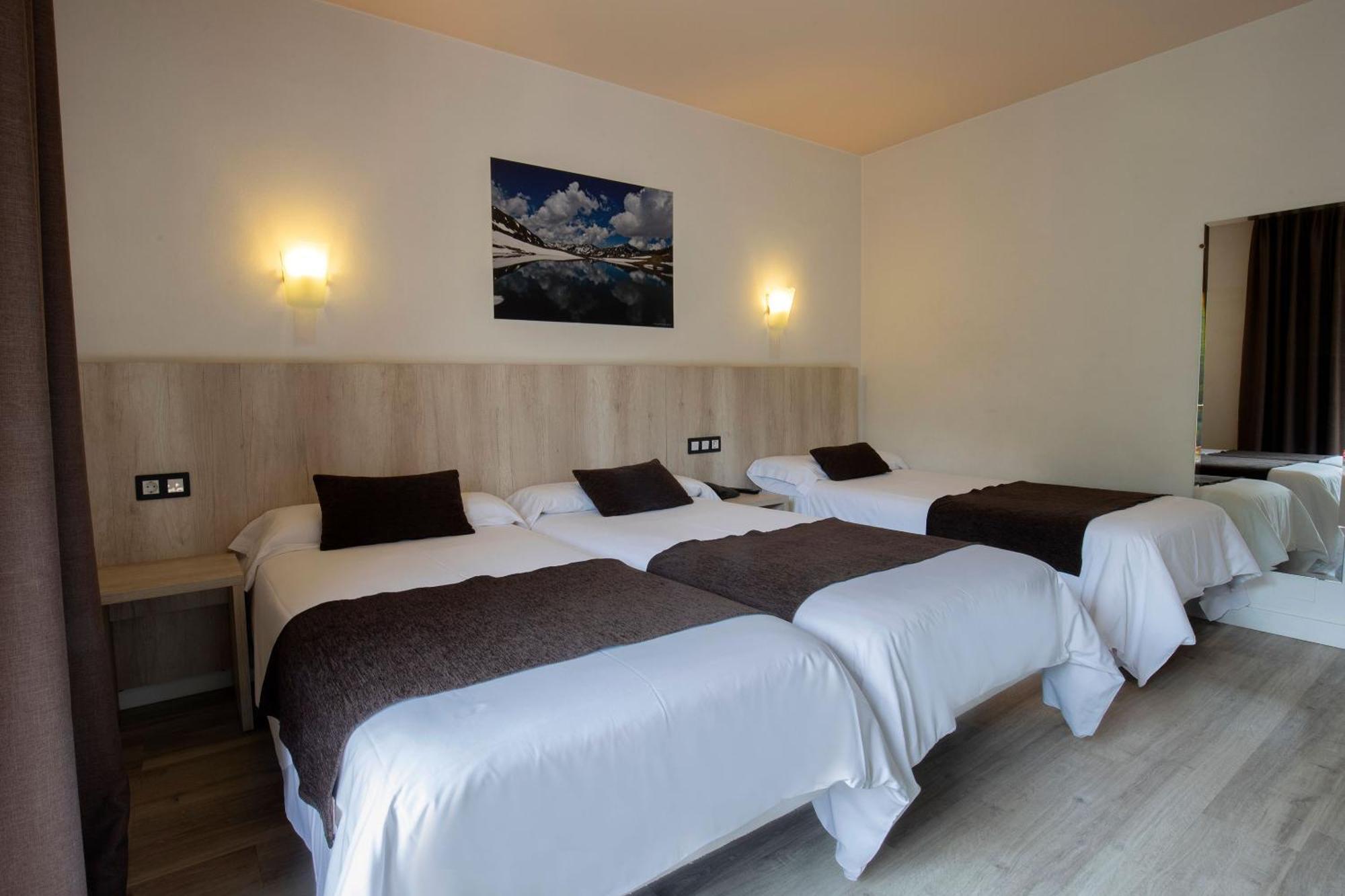 Hotel Marco Polo La Massana Exterior foto